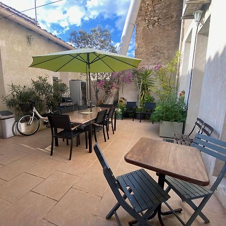 Location saisonnière d'un appartement à Sète Exterior foto